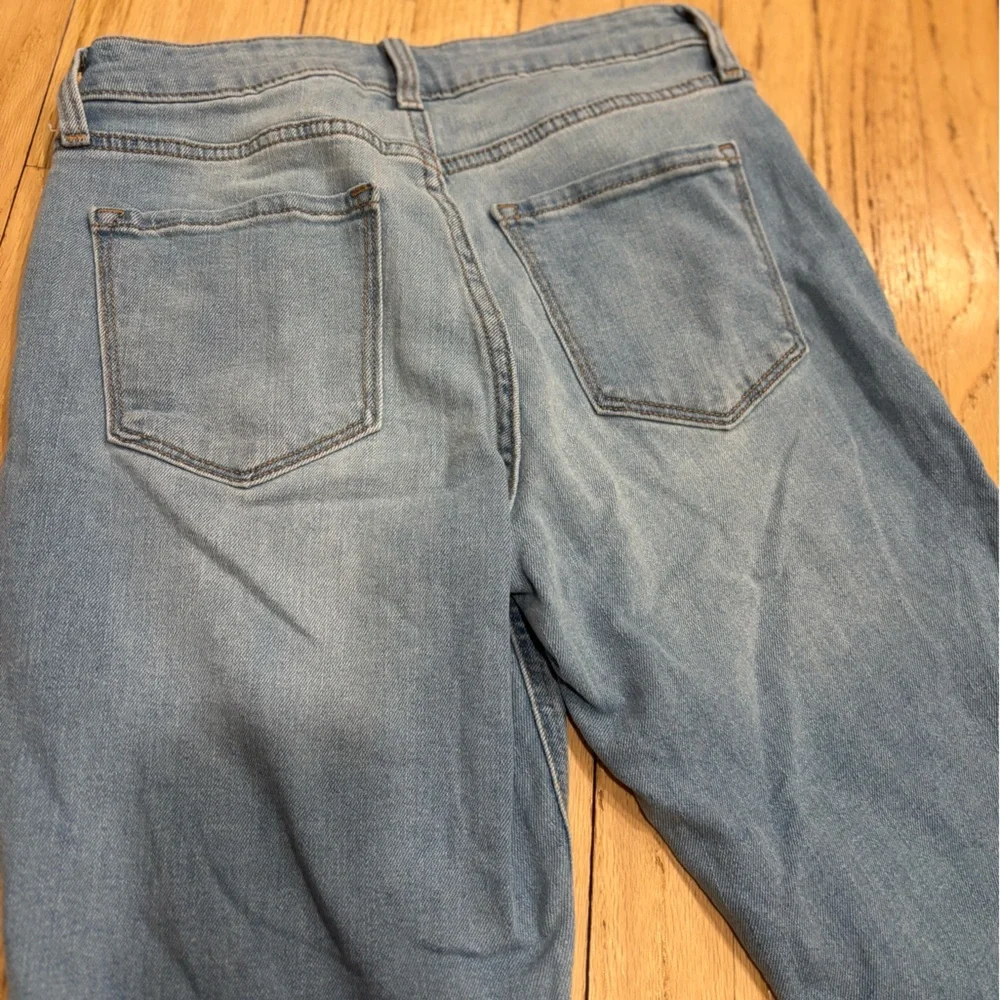 High Rise Wow Straight light wash jeans - Picture 3 of 3